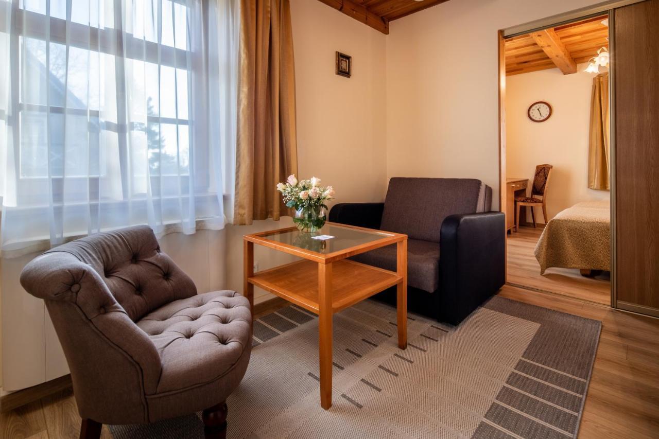 Aparthotel Vila Banga à Nido Extérieur photo